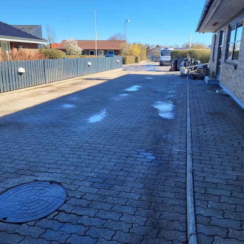 rensning af fliser i Toftlund