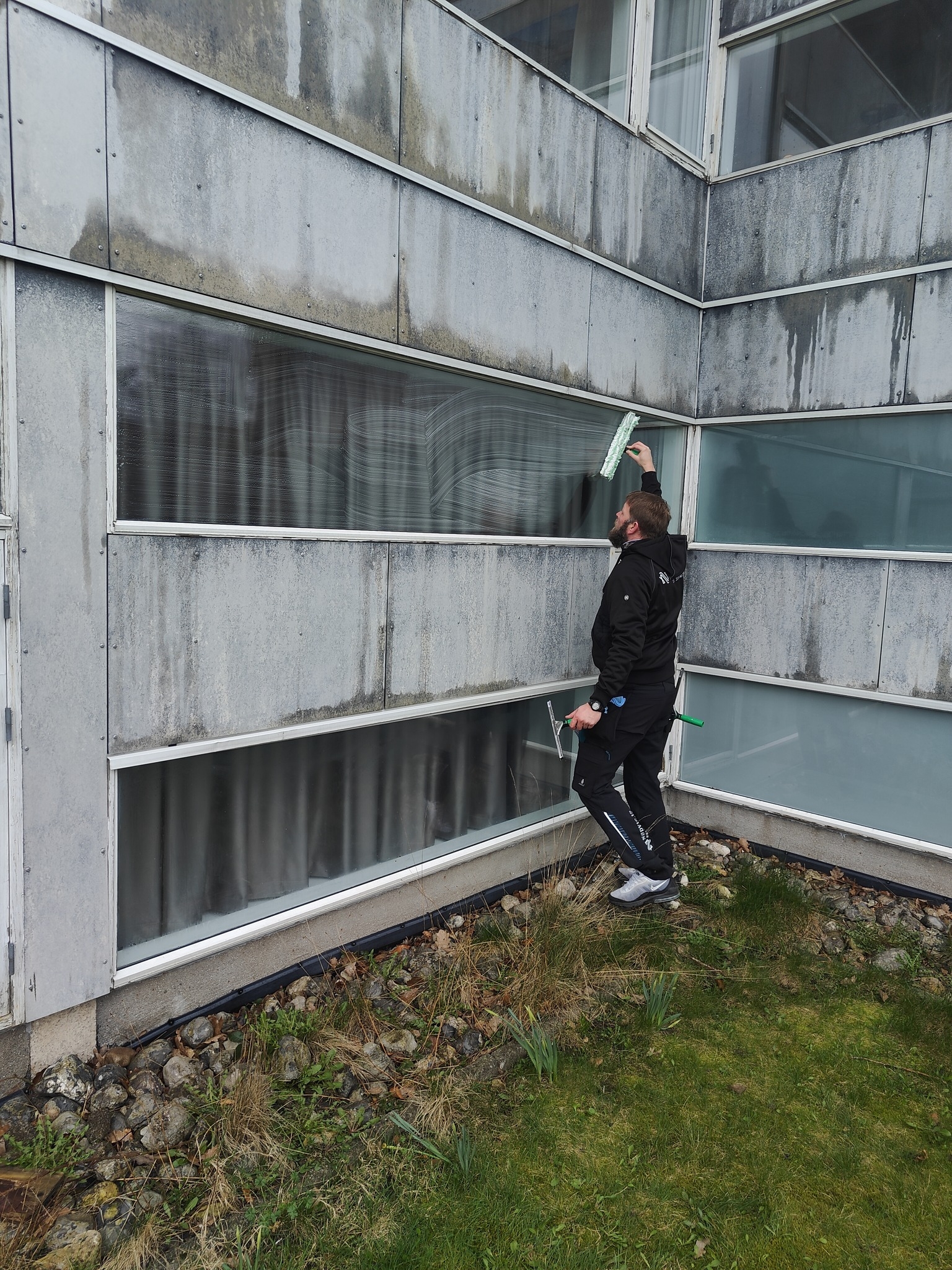 vinduespudsning sønderbjerg