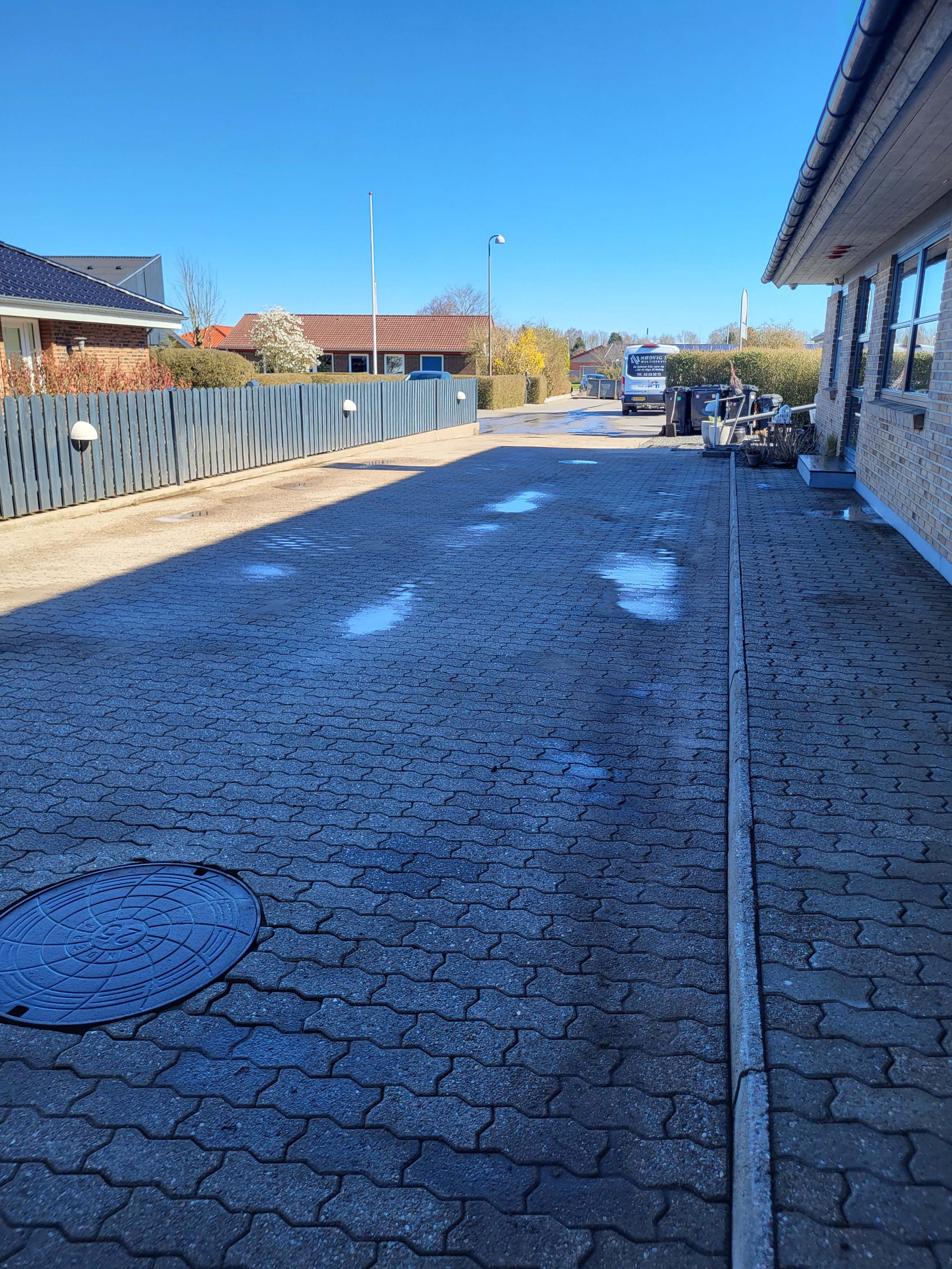 rensning af fliser i Toftlund